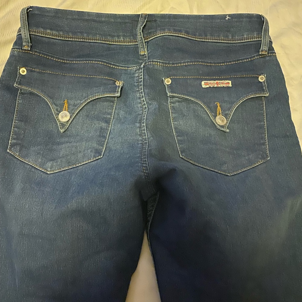 LIKE NEW HUDSON SKINNY JEANS